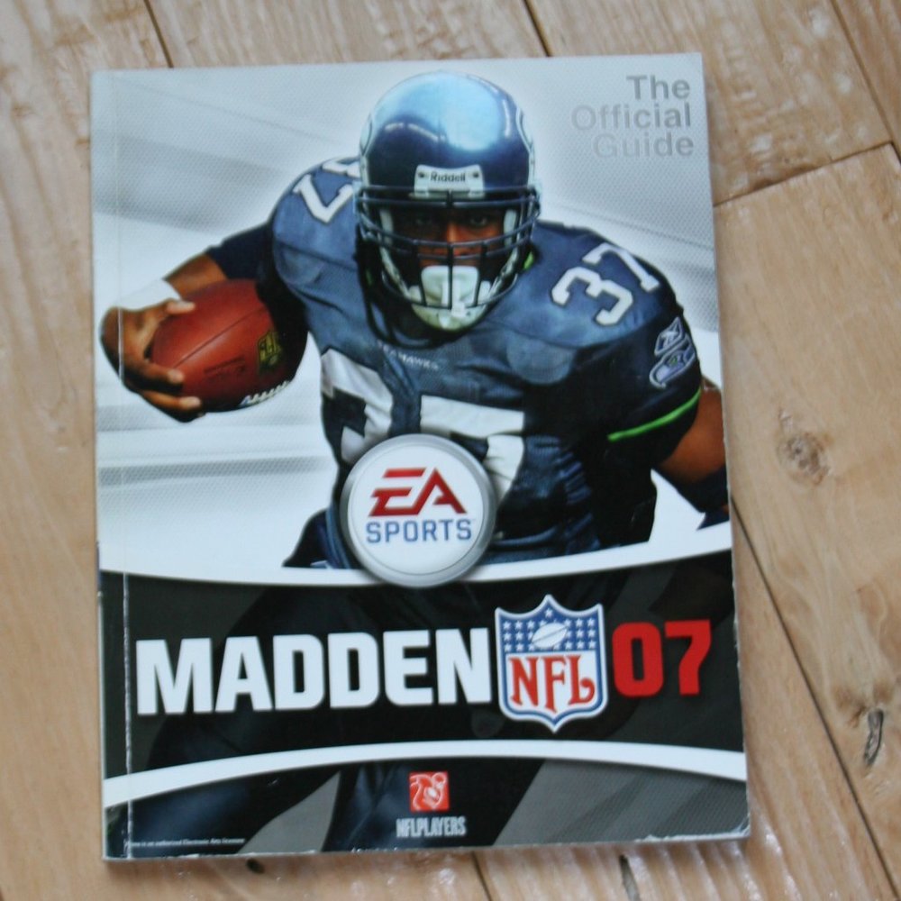 MADDEN NFL 007 THE OFFICIAL GUIDE